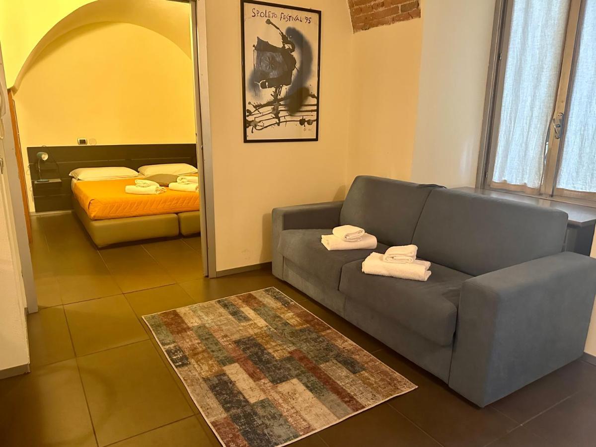 Feel - Luxury Duomo Suite แบร์กาโม ภายนอก รูปภาพ