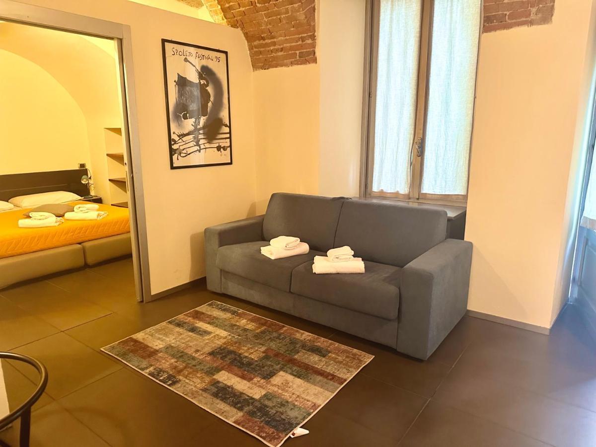 Feel - Luxury Duomo Suite แบร์กาโม ภายนอก รูปภาพ