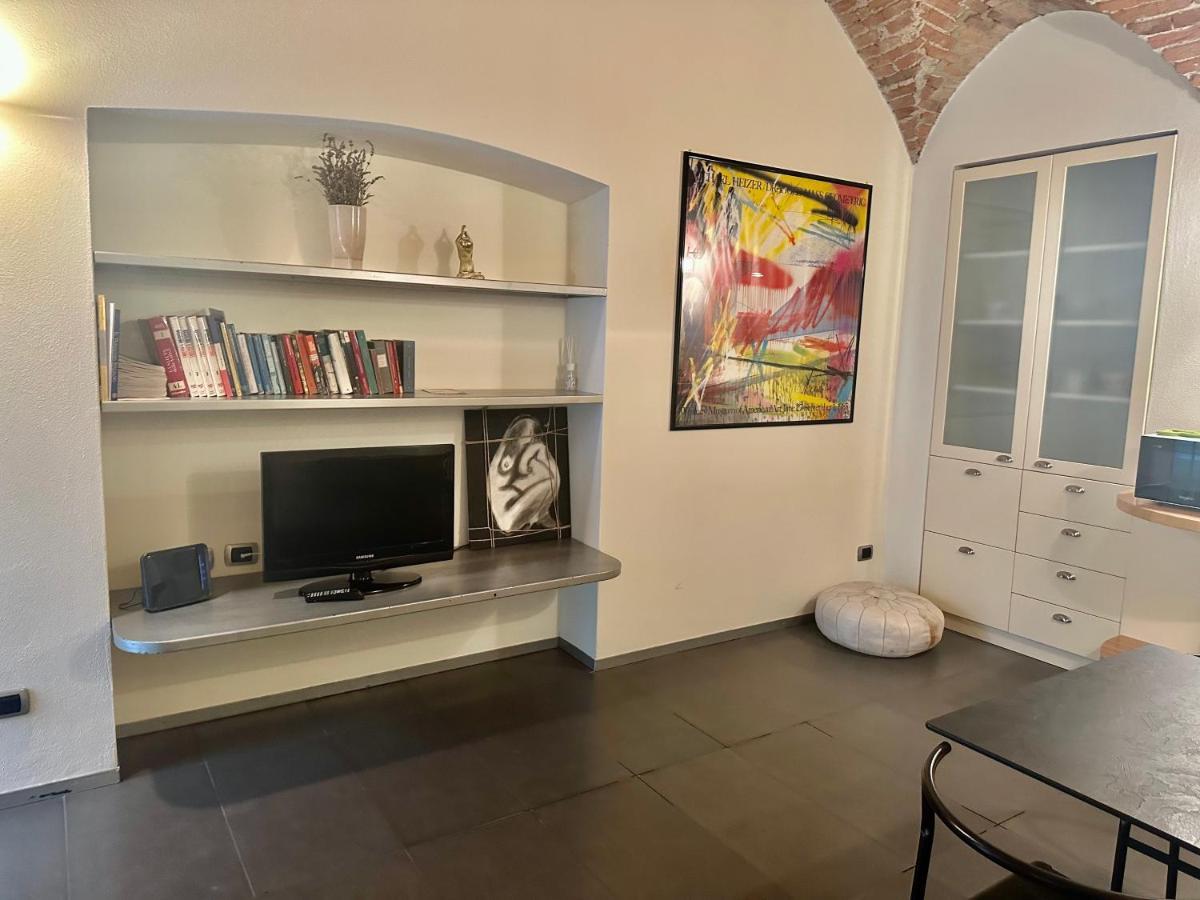 Feel - Luxury Duomo Suite แบร์กาโม ภายนอก รูปภาพ